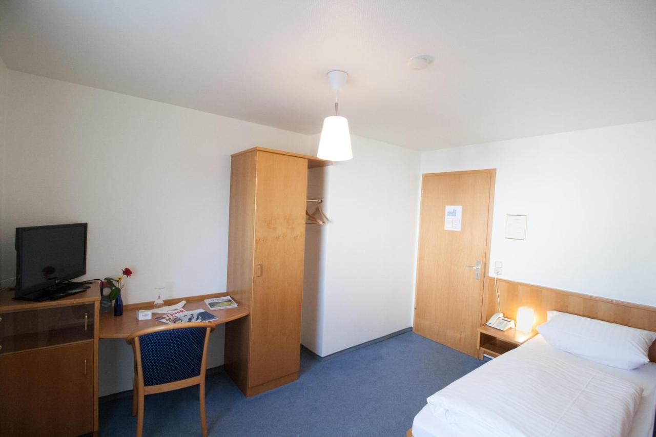 Hotel Krone Straßdorf Schwäbisch Gmünd Exterior foto