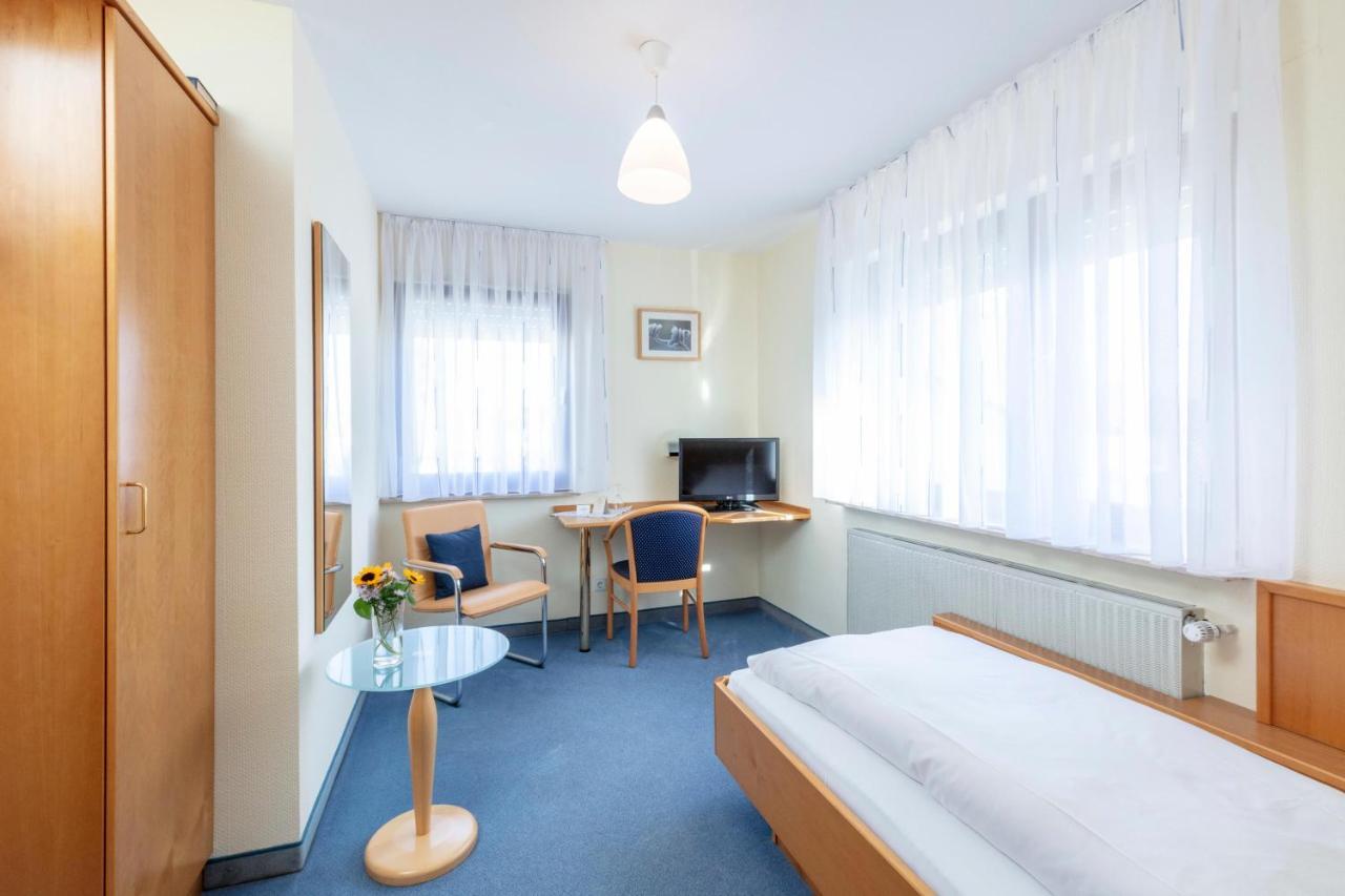 Hotel Krone Straßdorf Schwäbisch Gmünd Exterior foto