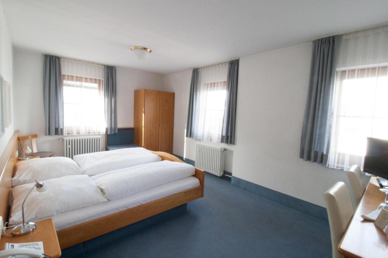 Hotel Krone Straßdorf Schwäbisch Gmünd Exterior foto